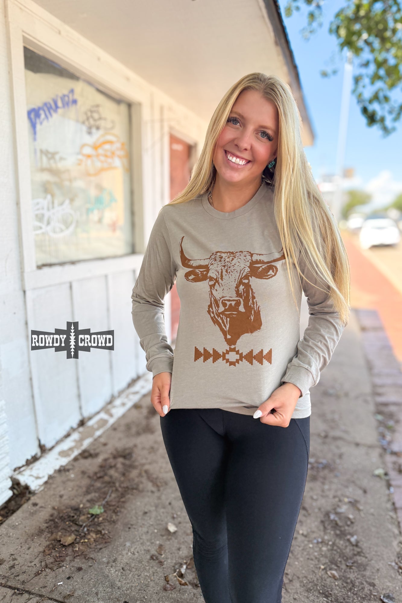 Bandero Bull Long Sleeve - Cowgirltops.com